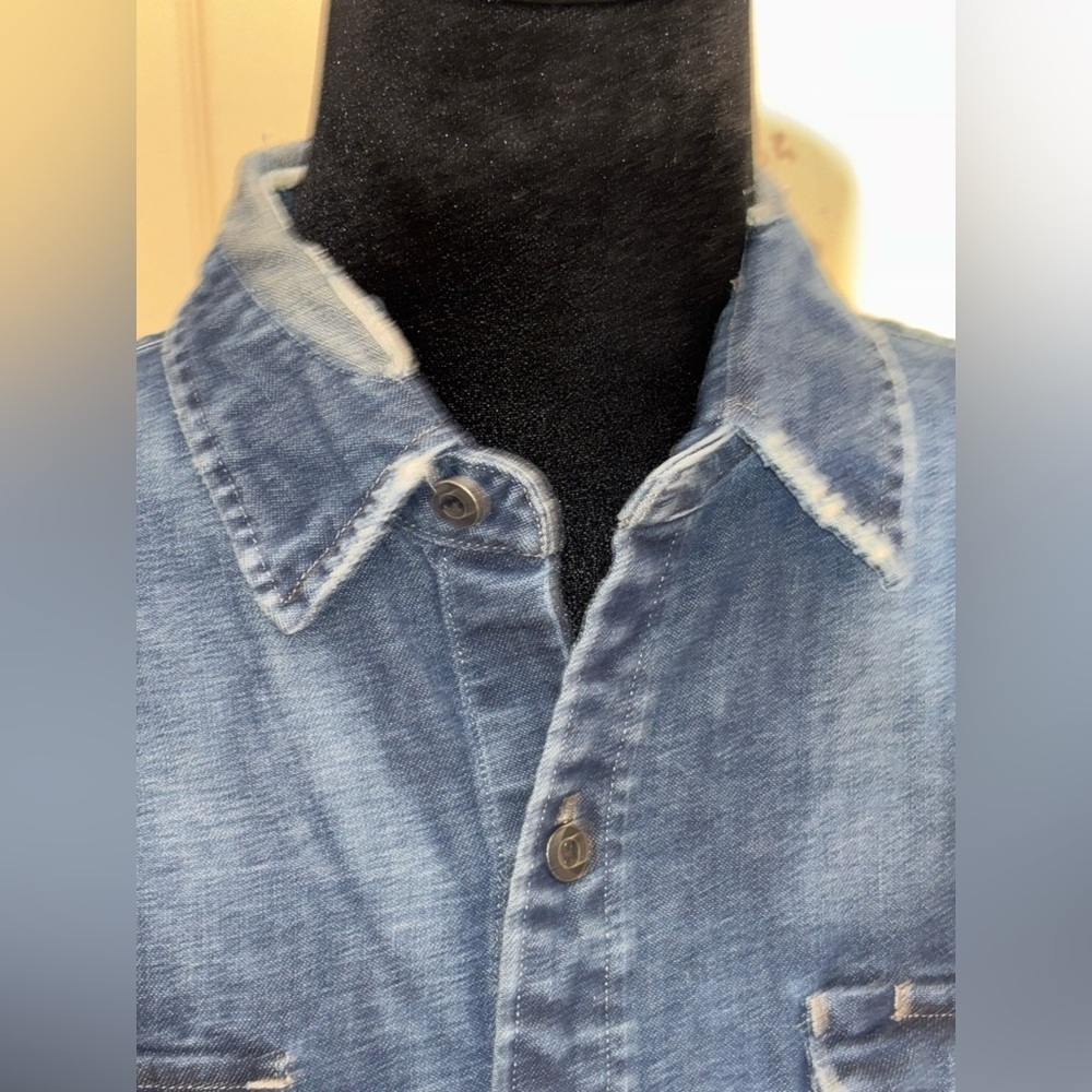 Levis Distressed, Patchwork, Denim Shirt Sz Medium Womens - Picture 4 of 12